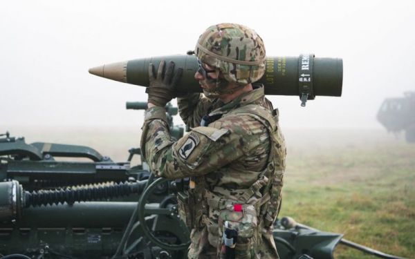 Чехія уклала контракти на постачання 180 тисяч артилерійських снарядів для України